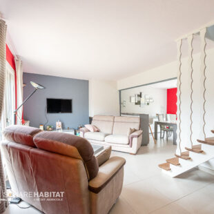 PAVILLON INDIVIDUEL DE 147 M² EN SEMI PLAIN PIED  Sous compromis 