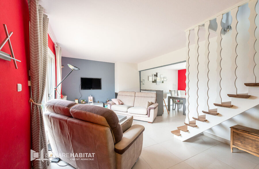 PAVILLON INDIVIDUEL DE 147 M² EN SEMI PLAIN PIED  Sous compromis 