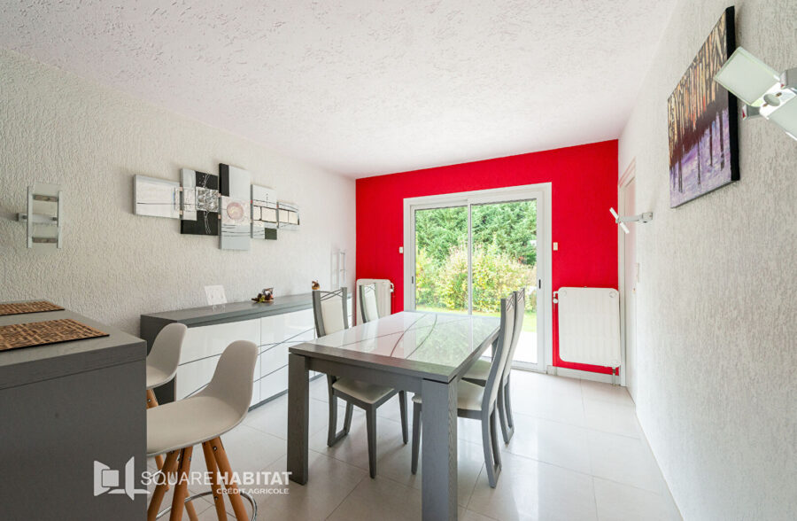 PAVILLON INDIVIDUEL DE 147 M² EN SEMI PLAIN PIED  Sous compromis 