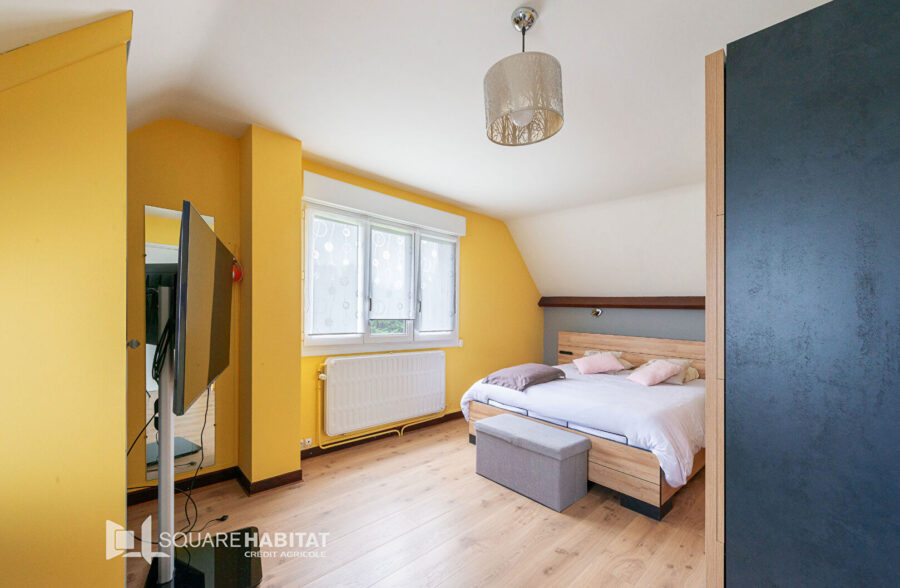 PAVILLON INDIVIDUEL DE 147 M² EN SEMI PLAIN PIED  Sous compromis 