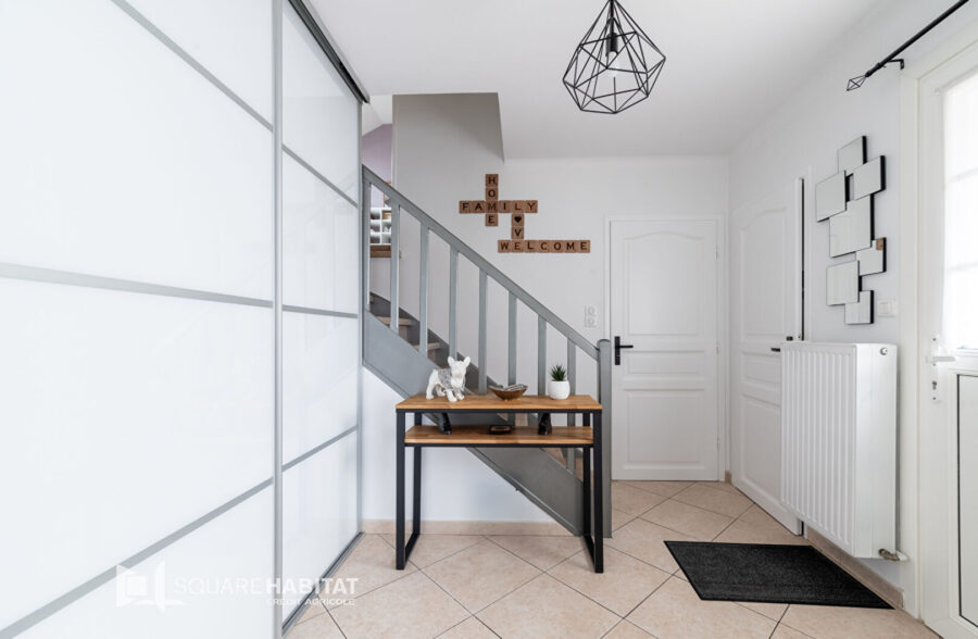 VENDU PAR NOS SOINS  Sous compromis 