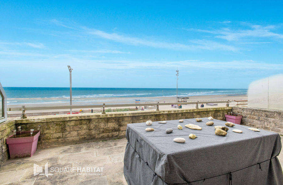 T2  face mer avec terrasse et garage Berck