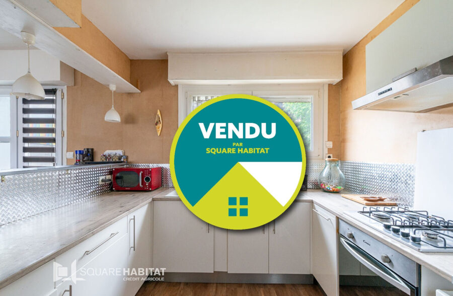 MAISON SEMI INDIVIDUELLE AVEC JARDIN ET GARAGE