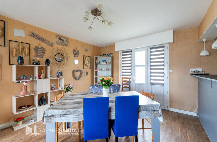 MAISON SEMI INDIVIDUELLE AVEC JARDIN ET GARAGE