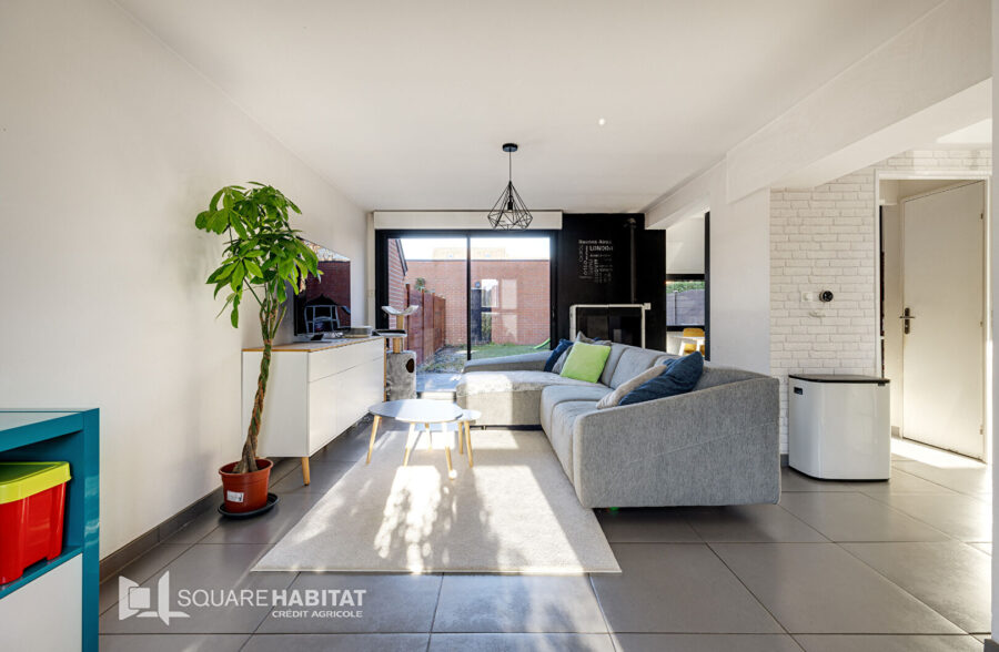 Maison  5 pièce(s) 100 m2  Sous compromis 