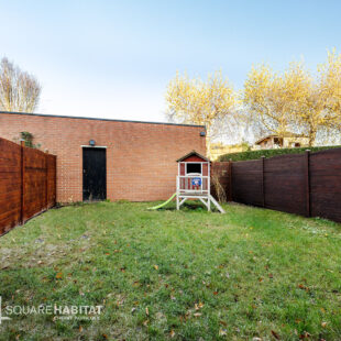 Maison  5 pièce(s) 100 m2  Sous compromis 