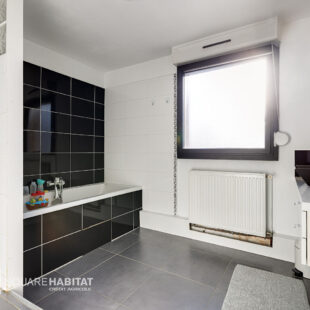 Maison  5 pièce(s) 100 m2  Sous compromis 