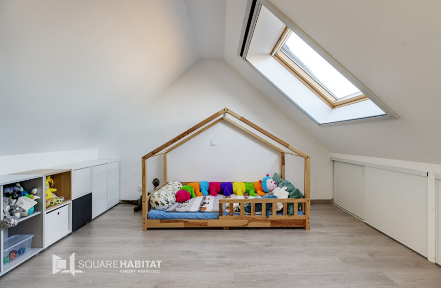 Maison  5 pièce(s) 100 m2  Sous compromis 