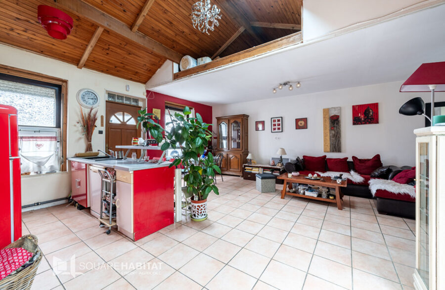 HELLEMMES LILLE – PLAIN PIED – 2 CHAMBRES – JARDIN – GARAGE – ATELIER