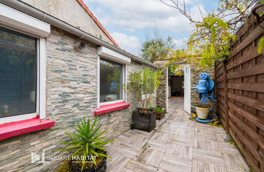 HELLEMMES LILLE – PLAIN PIED – 2 CHAMBRES – JARDIN – GARAGE – ATELIER