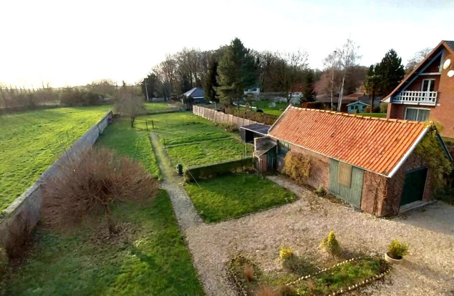 Belle demeure individuelle, double garage ,et jolie environnement