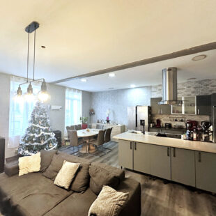 Immeuble avec local commercial et logements en plein centre de Caudry