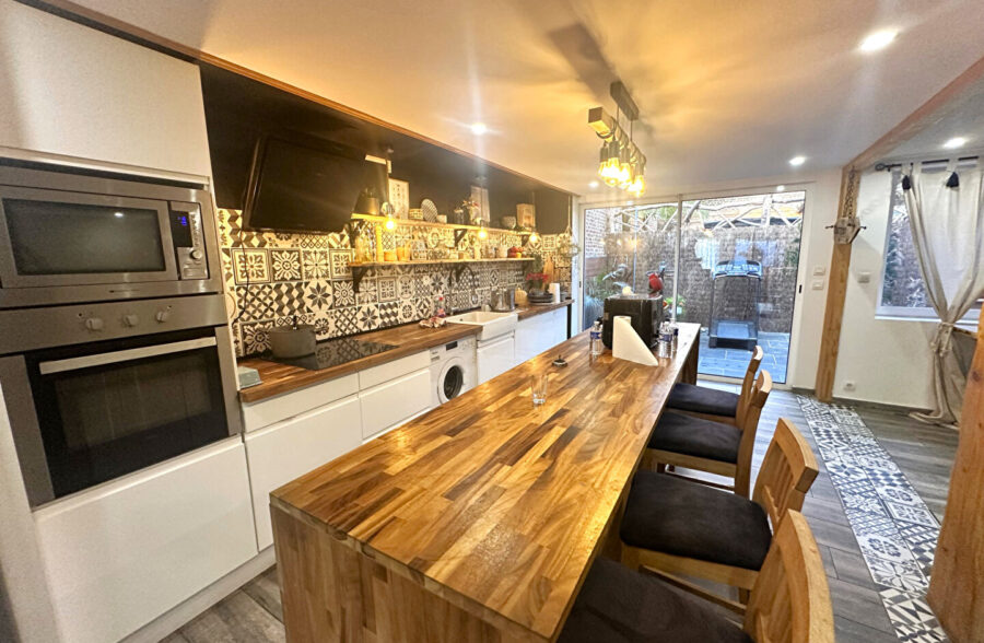 Loft d’exception de 300m² avec piscine et potentiel d’extension à Caudry