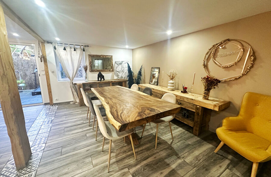 Loft d’exception de 300m² avec piscine et potentiel d’extension à Caudry
