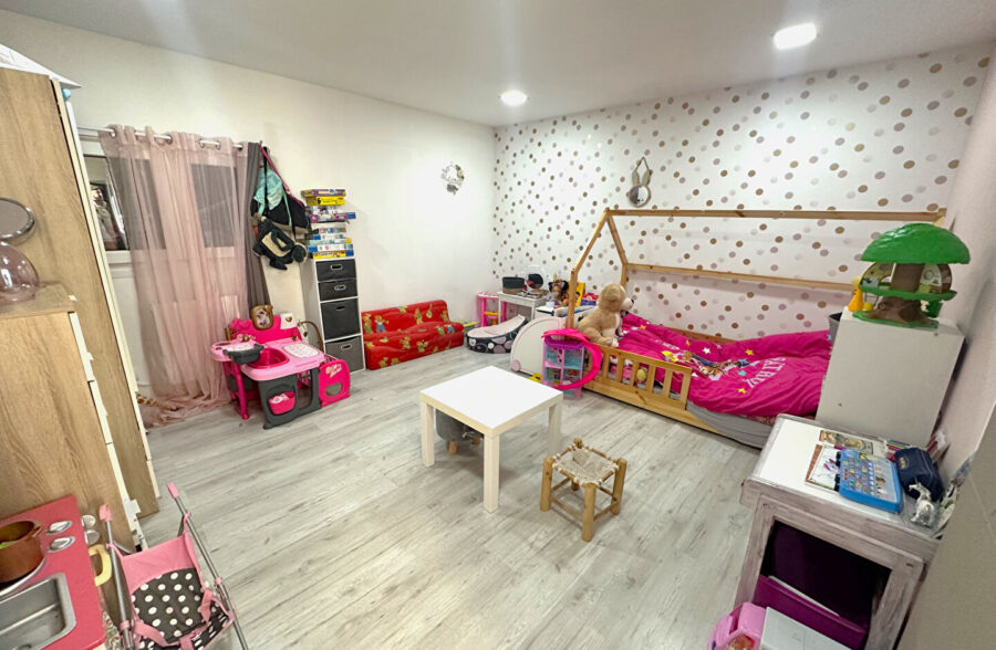 Loft d’exception de 300m² avec piscine et potentiel d’extension à Caudry