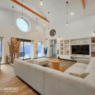 Loft d’exception de 300m² avec piscine et potentiel d’extension à Caudry