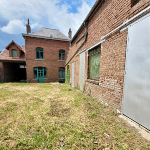 Maison 6 pièce(s) 160 m2 <small> Sous compromis </small>