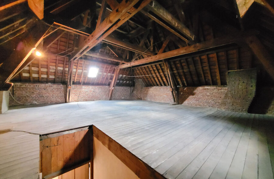 Maison 6 pièce(s) 160 m2 <small> Sous compromis </small>