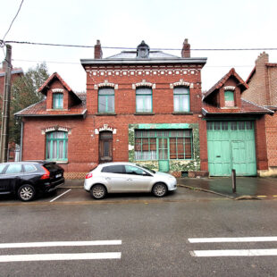 Maison 6 pièce(s) 160 m2 <small> Sous compromis </small>