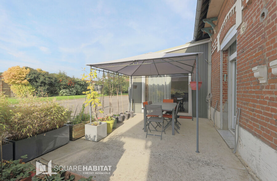 Maison individuelle avec local de 300 m²