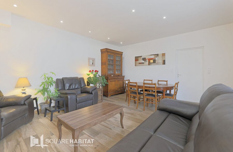 Maison individuelle avec local de 300 m²