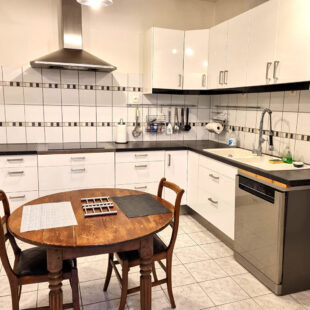 Maison individuelle avec local de 300 m²