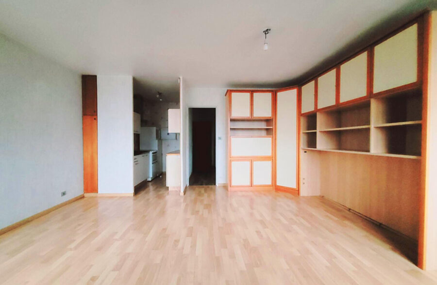 RONCHIN – STUDIO – PARKING – CENTRE VILLE  Sous compromis 