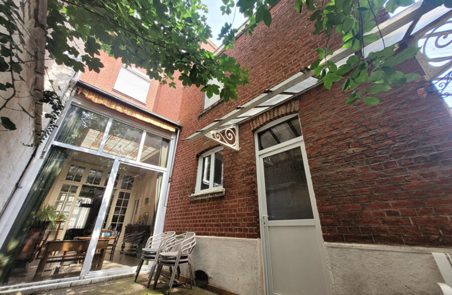 LILLE CORMONTAIGNE – Maison semi bourgeoise de 240 m² avec jardin
