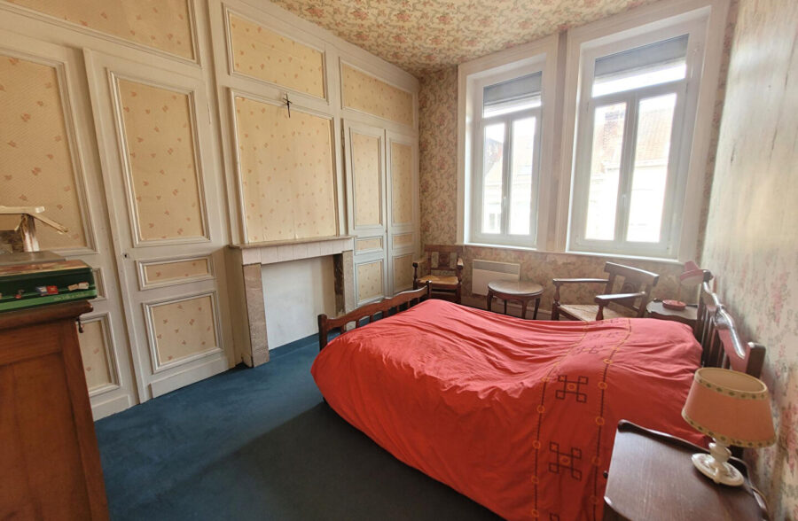 LILLE CORMONTAIGNE – Maison semi bourgeoise de 240 m² avec jardin