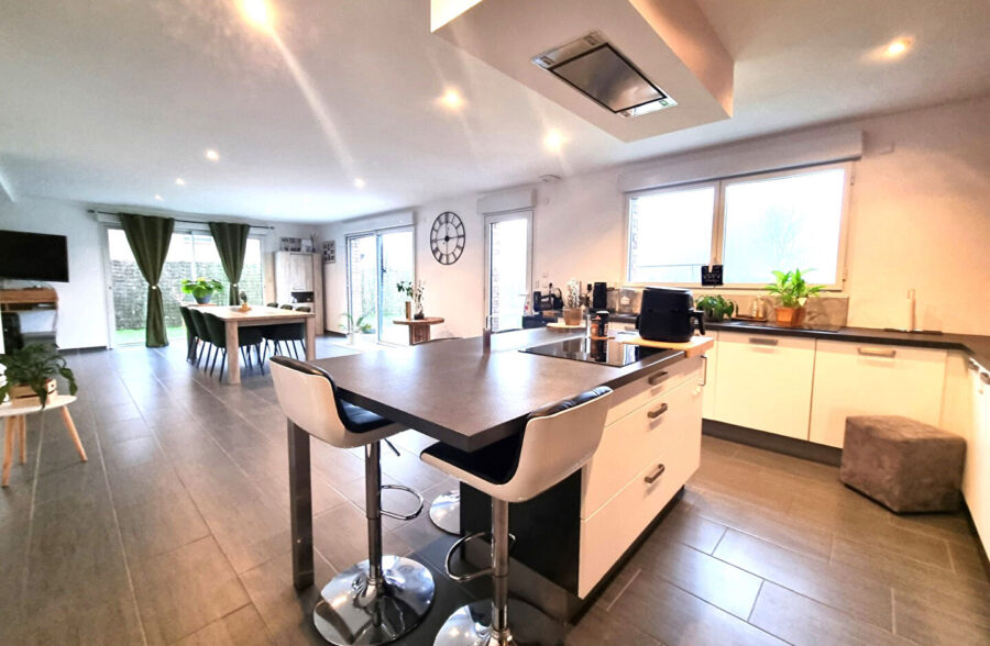 Maison Faumont 6 pièce(s) 140 m2