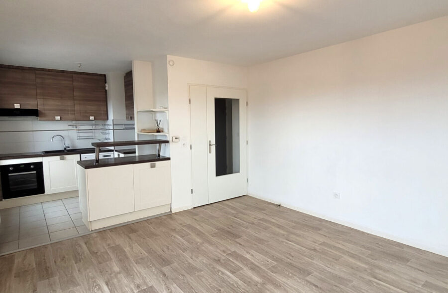 Appartement Perenchies 2 pièce(s)  Sous compromis 