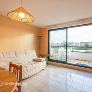 Appartement Lumineux 2 Chambres avec Terrasse et Vue sur Lac à Merlimont