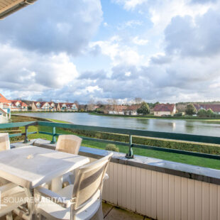Appartement Lumineux 2 Chambres avec Terrasse et Vue sur Lac à Merlimont
