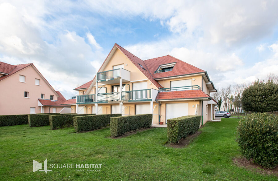 Appartement Lumineux 2 Chambres avec Terrasse et Vue sur Lac à Merlimont