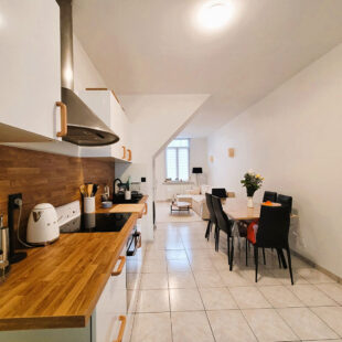 Maison Tourcoing 3 pièces à deux pas du métro.