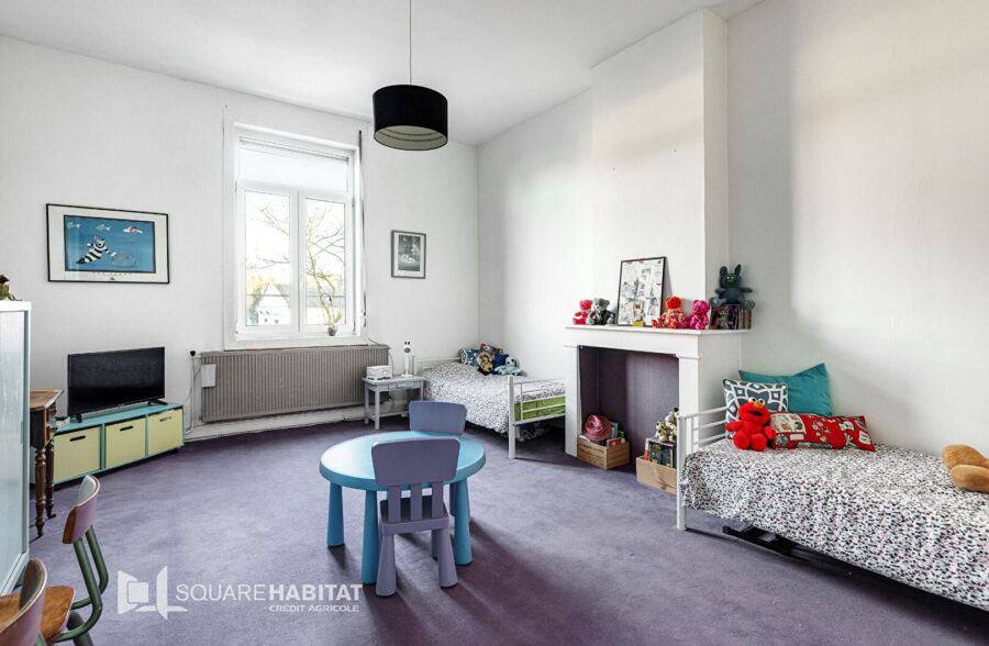 Maison Villeneuve D Ascq 7 pièce(s) 264 m2  Sous compromis 