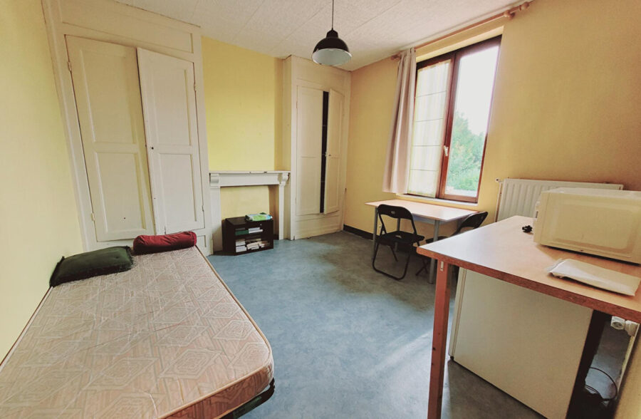 RONCHIN – CENTRE VILLE – IMMEUBLE DE RAPPORT – 5 APPARTEMENTS – RENTABILITEE ELEVEE <small> Sous compromis </small>