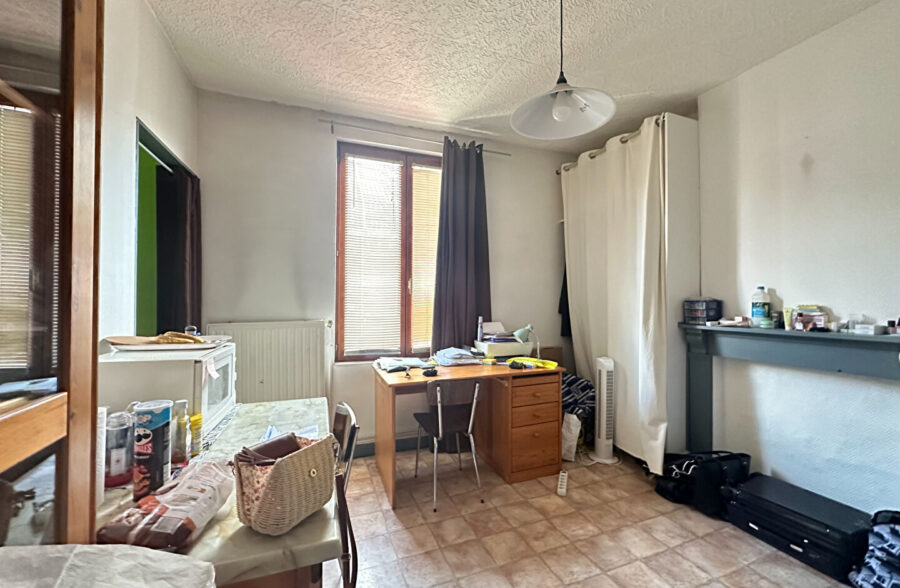 RONCHIN – CENTRE VILLE – IMMEUBLE DE RAPPORT – 5 APPARTEMENTS – RENTABILITEE ELEVEE <small> Sous compromis </small>