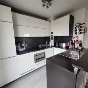 Croix, appartement 42 m², balcon et place de parking