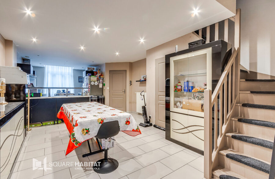 Maison  5 pièces 136 m2  Sous offre 