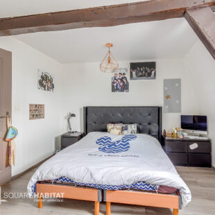 Maison  5 pièces 136 m2  Sous offre 