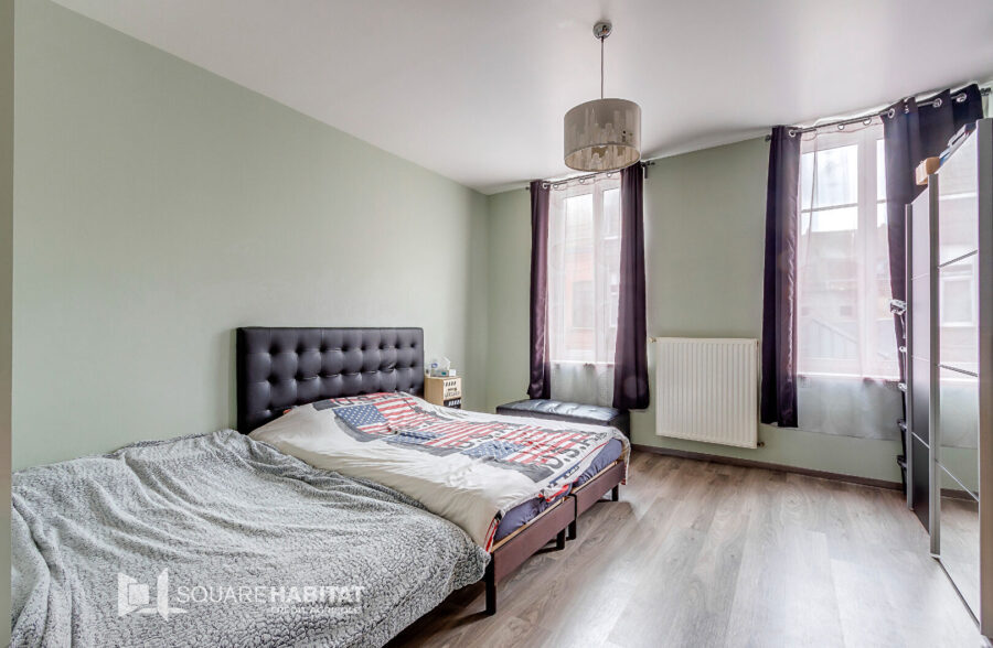 Maison  5 pièces 136 m2  Sous offre 
