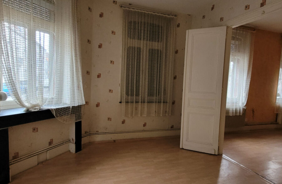 Maison Conde Sur L Escaut 9 pièce(s) 150 m2