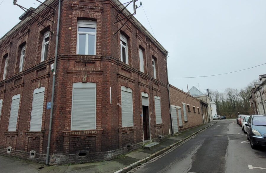 Maison Conde Sur L Escaut 9 pièce(s) 150 m2