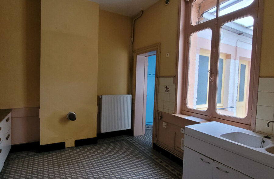 Maison Conde Sur L Escaut 9 pièce(s) 150 m2