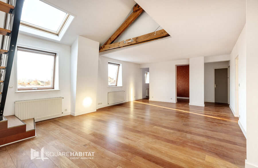 LILLE CORMONTAIGNE – Grand duplex de type 3 bis de 109.53 m²