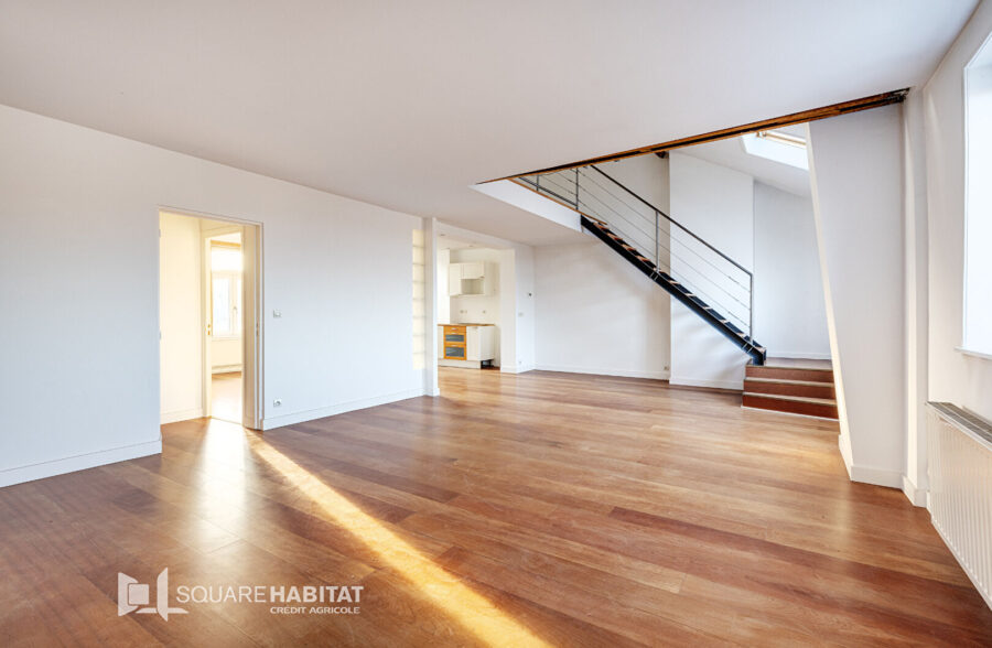 LILLE CORMONTAIGNE – Grand duplex de type 3 bis de 109.53 m²