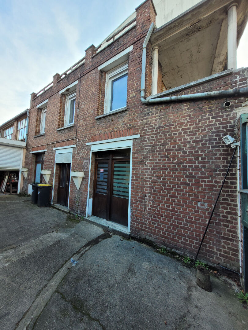 Maison Cambrai 3 pièce(s) 210 m2
