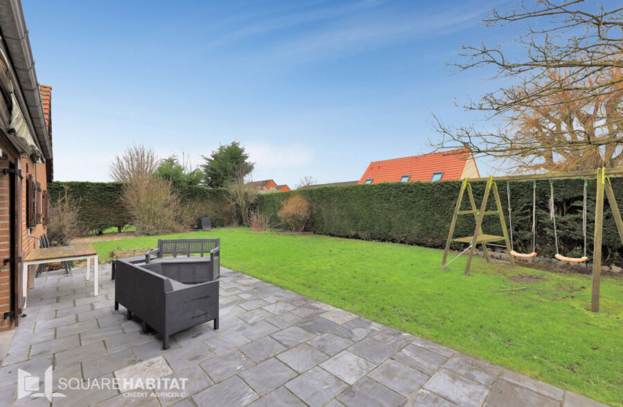Maison individuelle de plain pied, 3 chambres, jardin et grand sous sol