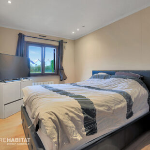 Maison individuelle de plain pied, 3 chambres, jardin et grand sous sol
